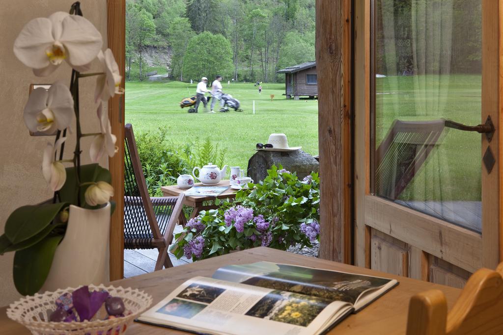 Chalet-Hotel Les Fermes De Pierre & Anna Le Grand-Bornand Exterior photo