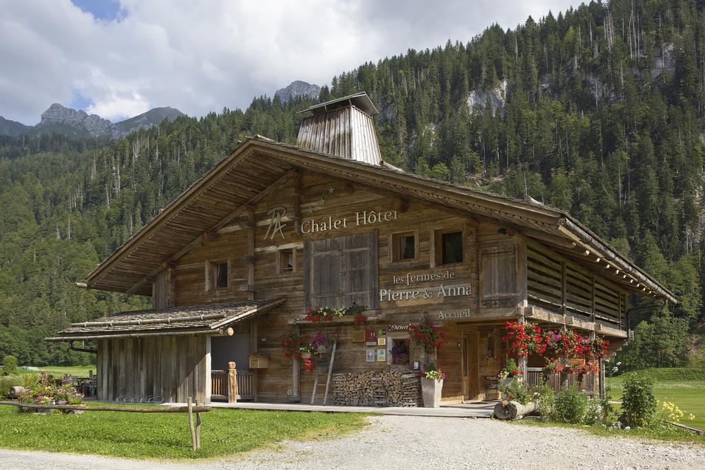 Chalet-Hotel Les Fermes De Pierre & Anna Le Grand-Bornand Exterior photo