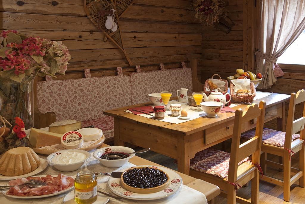 Chalet-Hotel Les Fermes De Pierre & Anna Le Grand-Bornand Exterior photo